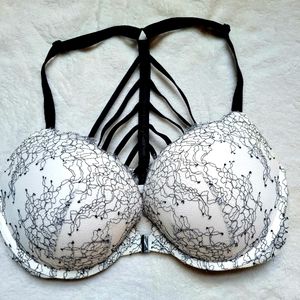 Victoria's Secret Very Sexy, Front Close, Sexy, Strappy, Racerback Bra 34D